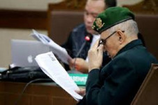 Mayjen TNI (Purn) Kivlan...