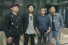Sumbang 3 Lagu, Pay...
