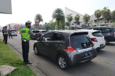 Ganjil Genap di Sentul...