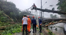 Hujan Angin di Depok...
