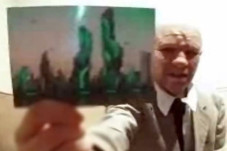 Tunjukkan Foto Futuristik,...