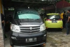 Ibu dan Anak Gadisnya...