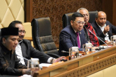 DPR, KPU, dan Pemerintah...