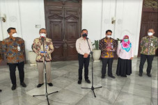 Rencana Wisata Malam...