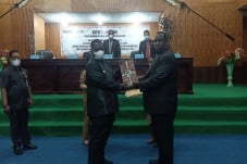Bupati Asmat Ajak DPRD...