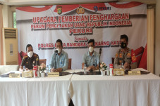 Ungkap Pemalsuan Materai...