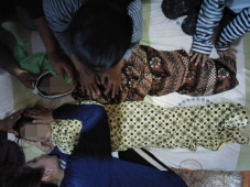 Tangis Histeris Ibu...