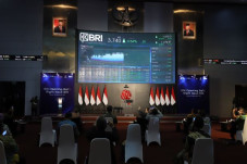 Sukses Himpun Dana Rp95,9...