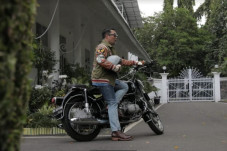 Dukung Kebangkitan Brand...