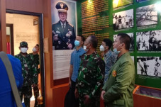 Tabayyun ke Pangkostrad,...