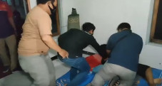 Modus Tukang Pijat Keliling,...