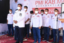 Dilantik Jadi Ketua...