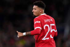 Jadon Sancho Melempem...