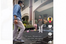 Viral Remaja yang Suka...