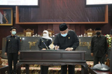 Perubahan APBD Jawa...