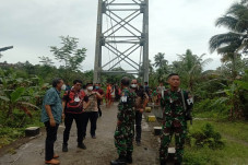 Siswa Nias Utara Bertaruh...