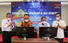 Tingkatkan Pelayanan...