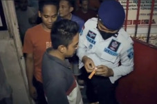 Mendadak Bongkar Kamar...