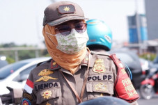 Viral Satpol PP Sentuh...