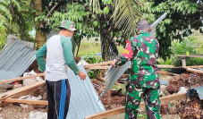 Puting Beliung Hantam...