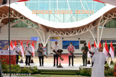 Resmikan Terminal Baru...