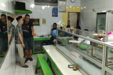 Warteg di Kalimalang...