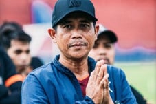 Resmi Tinggalkan Persik...