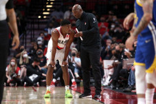 NBA: Blazers Dikalahkan...