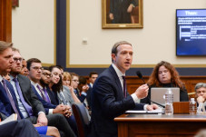 Mark Zuckerberg Respons...