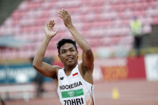 Manusia Tercepat Indonesia,...