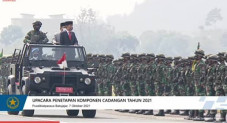 Momen Jokowi-Prabowo...