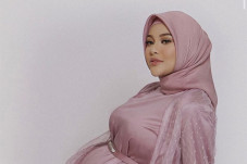 Cantik Banget! Aurel...