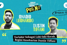 Dustin Tiffani Telanjangi...