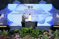 Pemprov Jabar Komitmen...