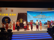 Hore, Pelaku Usaha Mikro...