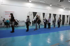 Warga Rusia Berbondong-bondong...