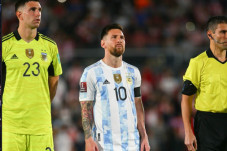 Argentina vs Uruguay:...