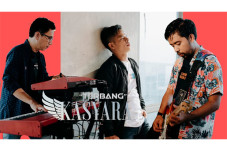Berawal dari Ngamen,...