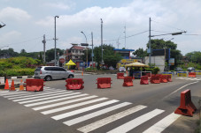 Puncak Satu Arah ke...