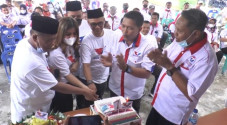 Meriahkan HUT ke-7,...