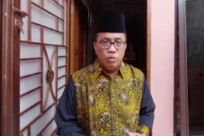 Divonis 180 Bulan Penjara,...