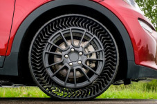 Michelin Produksi Ban...