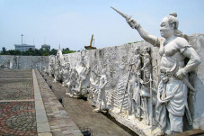 Siasat Gajah Mada dan...