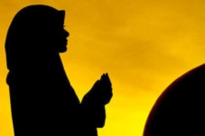 Ummu Salamah : Periwayat...