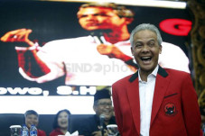 Pengamat Nilai Konflik...