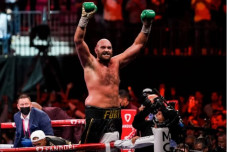 5 Musuh Tyson Fury Usai...