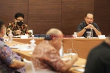 Konsisten Berjuang untuk...