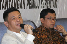 Risma Sering Marah,...