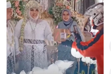 Viral! Pengantin Wanita...