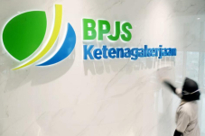 BP Jamsostek Bayar Klaim...